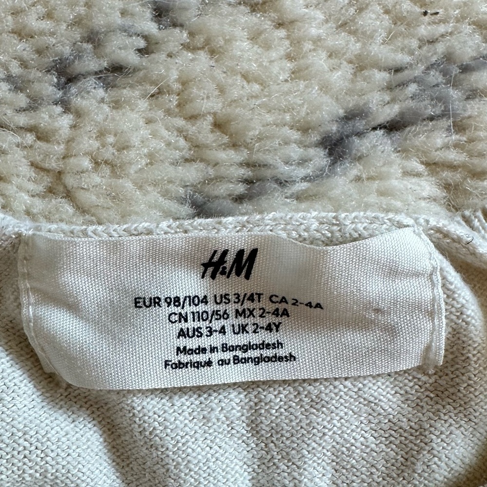 H&M Off-White Button-Up Cardigan - Picture 2 of 3
